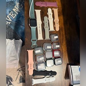 Apple Watch 9 41mm w bands & screen covers
